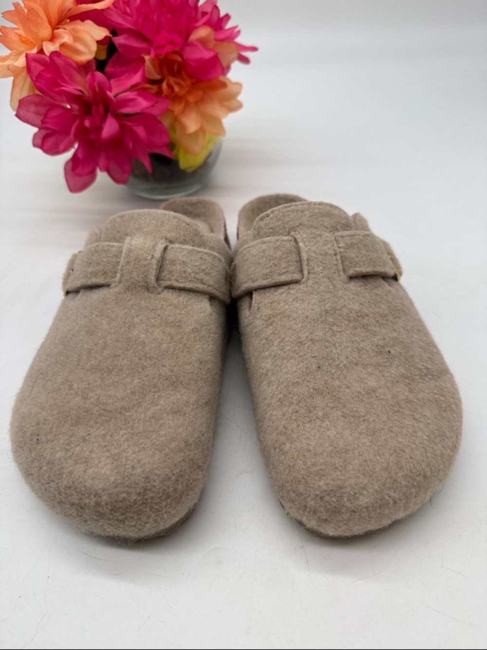 Cushionaire Cozy Taupe Wool Clog Mules with Gold Buckle CM9885A - Picture 2 of 6